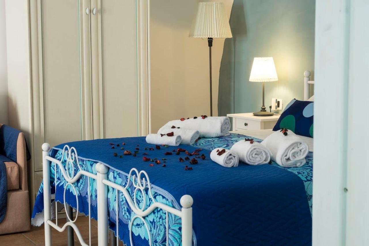 Apartamento Little House Napoli Exterior foto