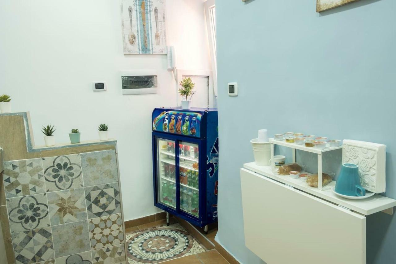 Apartamento Little House Napoli Exterior foto