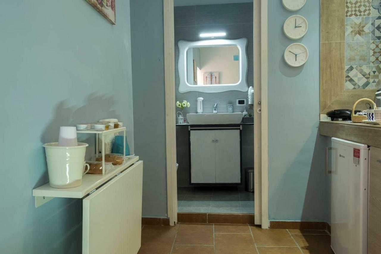 Apartamento Little House Napoli Exterior foto